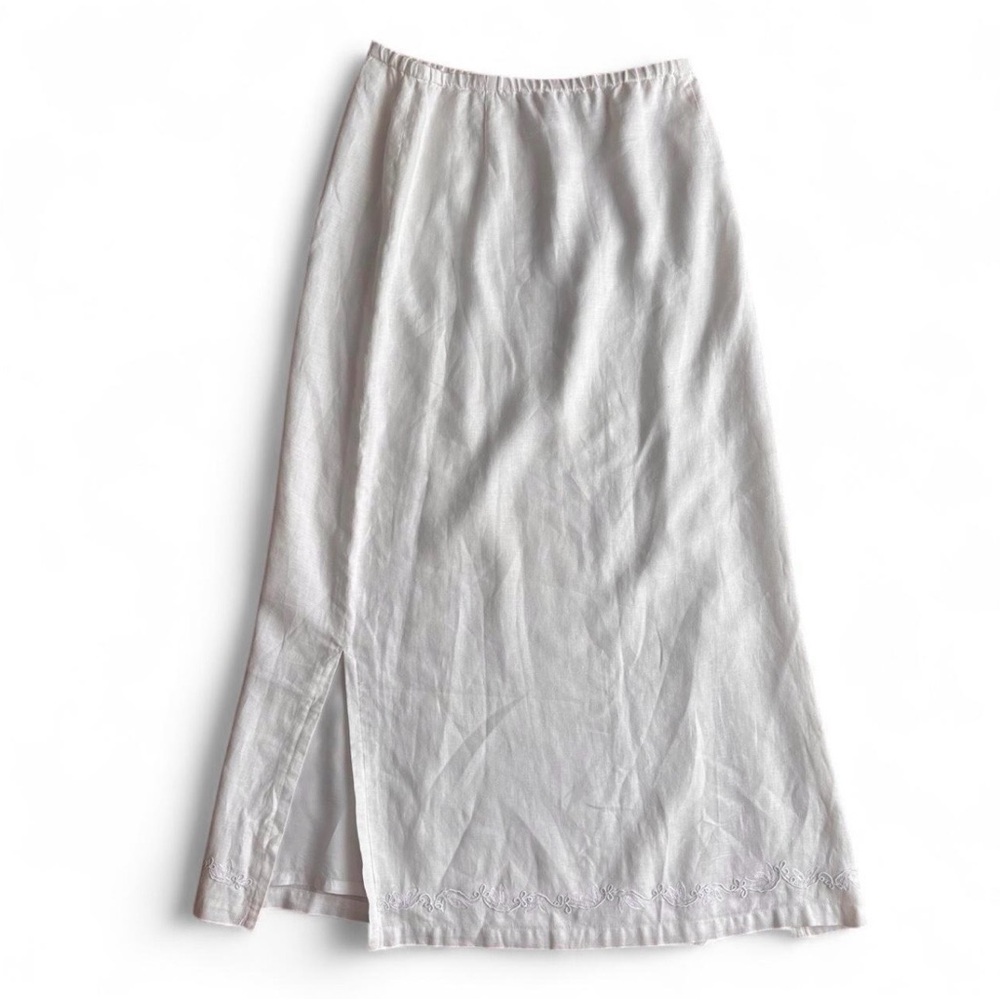 Amanda Smith White Maxi Skirt with Side Hem Slit